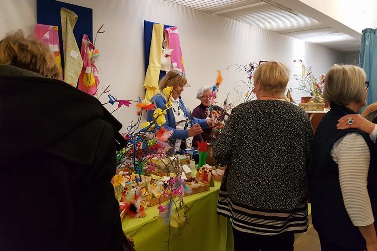 Pääsiäismyyjäiset Pääsiäismyyjäiset