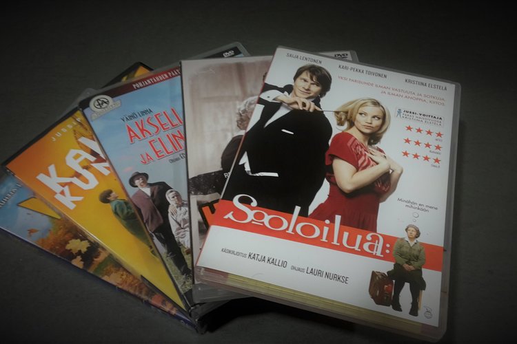 Kuva suomalaisista elokuva-DVD:istä