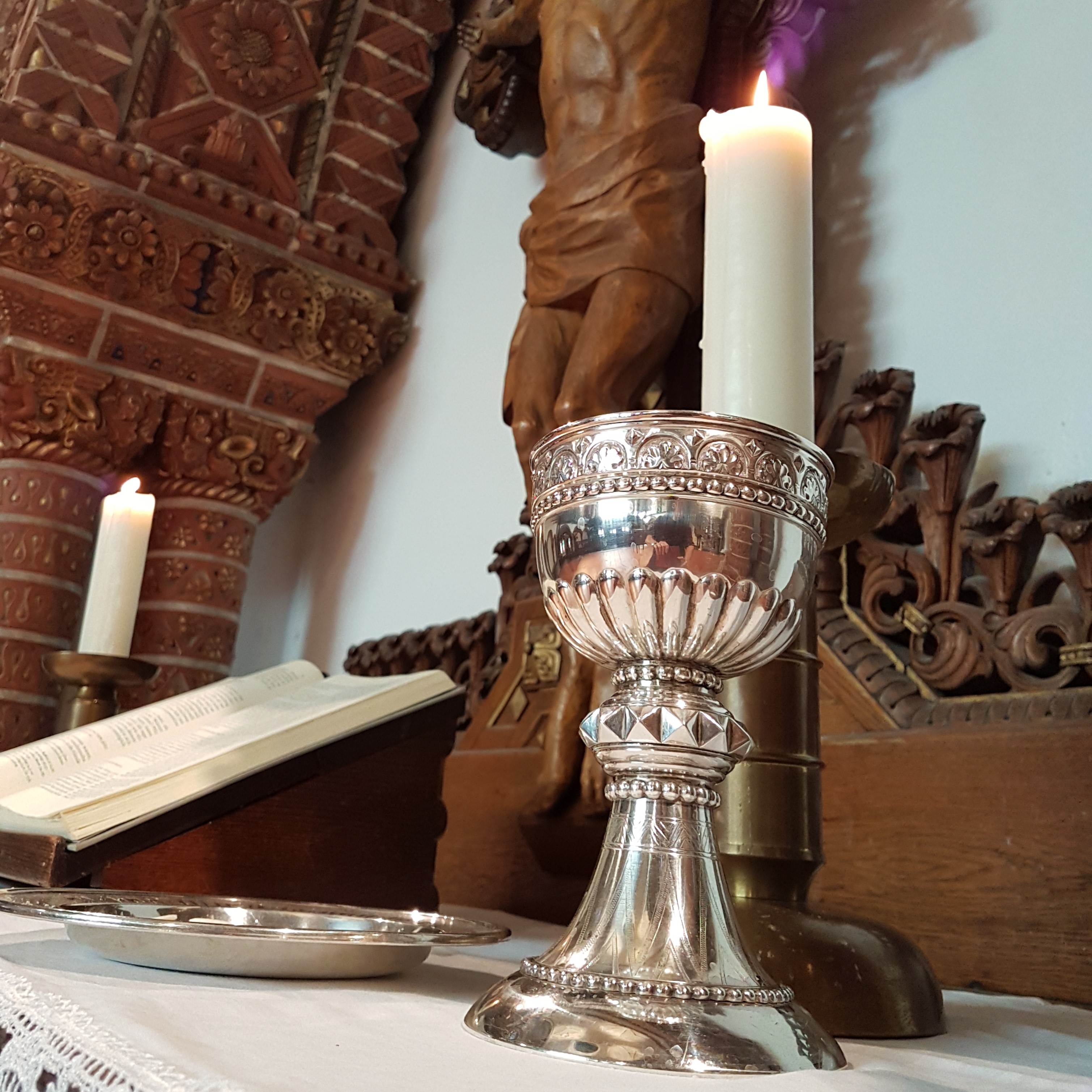Tapaninpäivän jumalanpalvelus Passionskirchessä / Weihnachtsgottesdienst am 2. Weihnachtstag Passionskirchen alttari