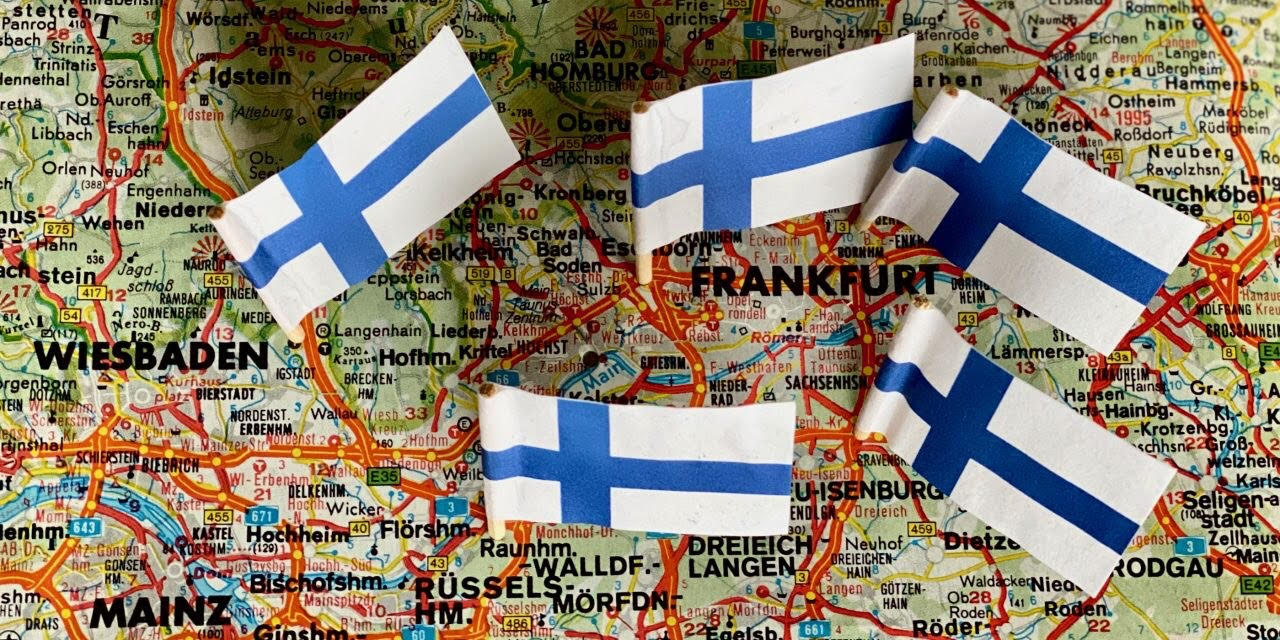 Kuva Rhein-Main alueen kartasta johon on laitettu suomalaisia lippuja. Kuva@outi Kyytsönen